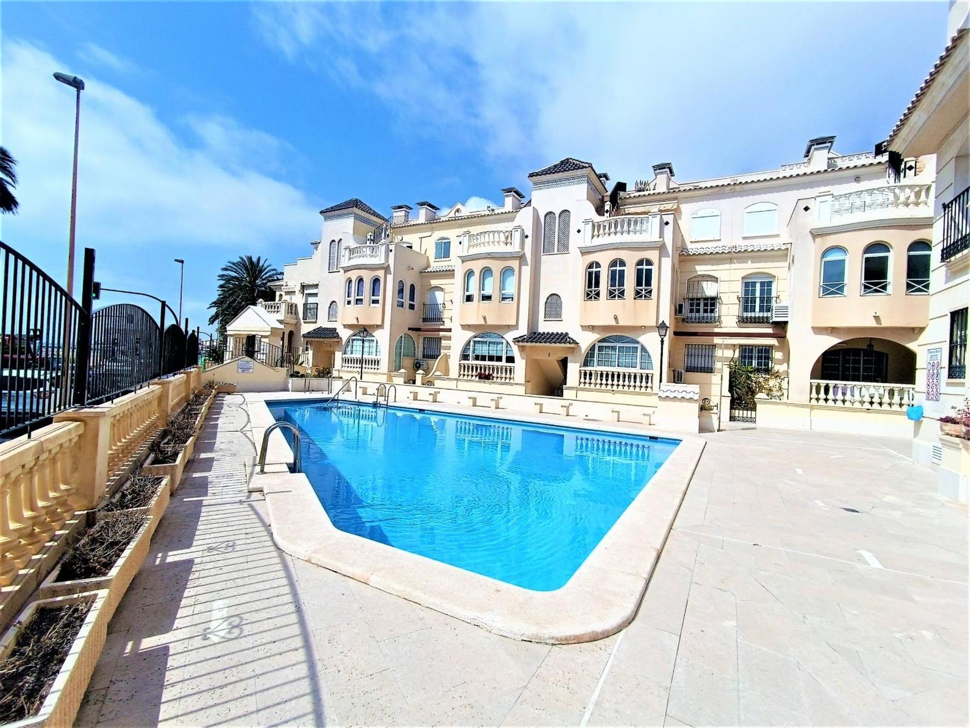Amazing Penthouse On The Beach, Sea Views, Wifi, Airconditioning And Parking Torrevieja Exterior foto